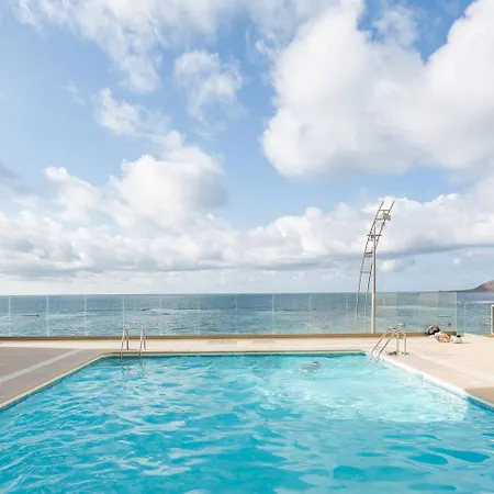 Con Terraza Y Piscina En Canteras * Las Palmas de Gran Canaria